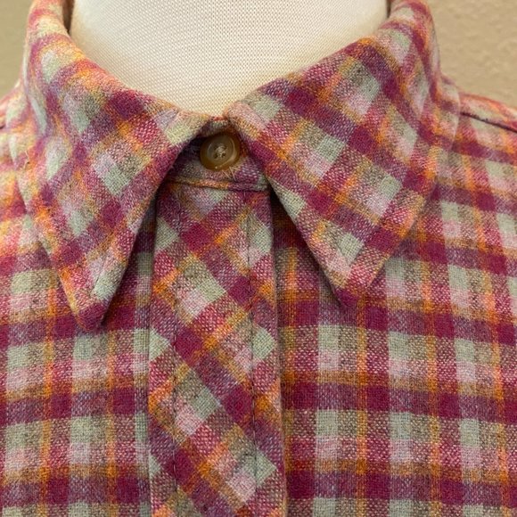 Pendleton Women's Wool Shirt in limited edition plaid - Picture 4 of 11